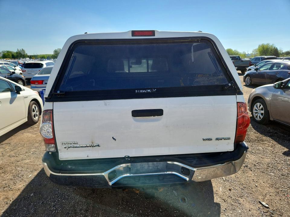 2015 Toyota Tacoma VIN 5TFUU4EN4FX112429 COPART salvage auction — REAR END, ON - PERMIT NO BRAND - FIT, sold $4,600 on 2026-07-21 (photo 6)