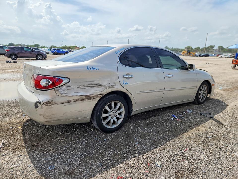 2002 Lexus Es 300 VIN JTHBF30G920043047 COPART salvage auction — FRONT END, FL - CERT OF TITLE SLVG REBUILDABLE, sold $250 on 2026-07-14 (photo 3)