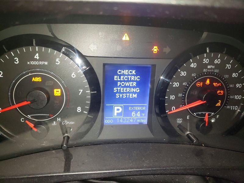 2015 Toyota Sienna VIN 5TDJK3DCXFS105770 COPART salvage auction — FRONT END, Ak - Bill Of Sale- Salvage, sold $1,400 on 2026-08-04 (photo 9)