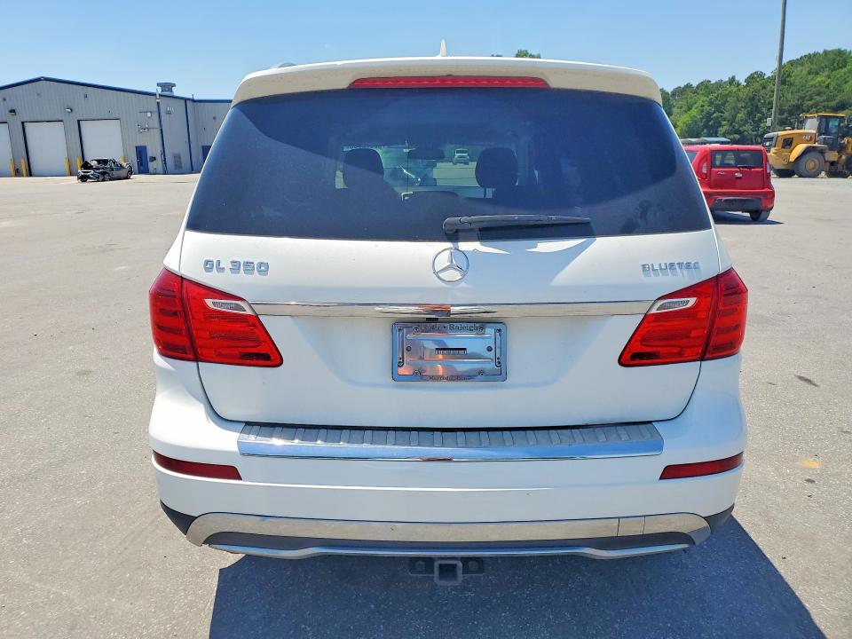 2015 Mercedes-benz Gl-klasse VIN 4JGDF2EE4FA553524 COPART salvage auction — FRONT END, Nc - Salvage Certificate Of Title, sold $1,600 on 2026-07-09 (photo 6)