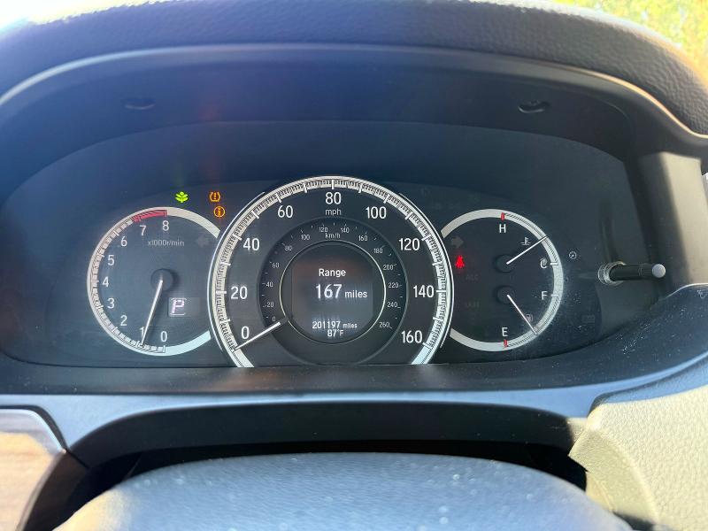 2016 Honda Accord VIN 1HGCR3F95GA030921 COPART salvage auction — MINOR DENT/SCRATCHES, Ok - Cert Of Title-Repossession (P), sold $4,650 on 2026-07-02 (photo 8)