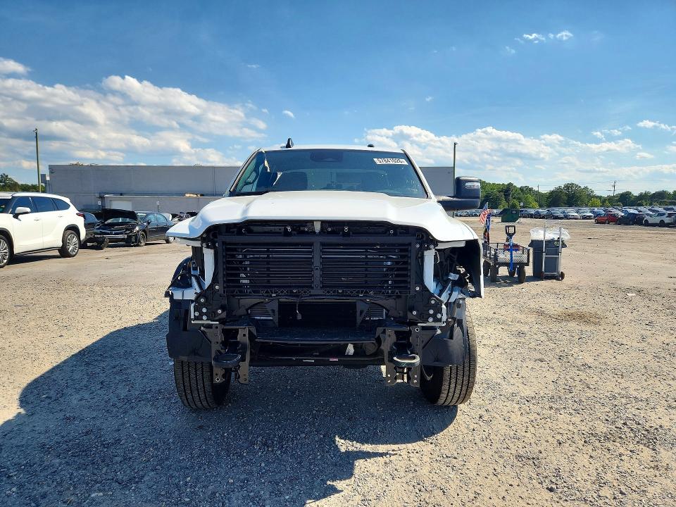 2026 Ram 2500 VIN 3C6UR5DJ3TG262061 COPART salvage auction — SIDE, Salvage Title, sold $16,000 on 2026-07-27 (photo 5)