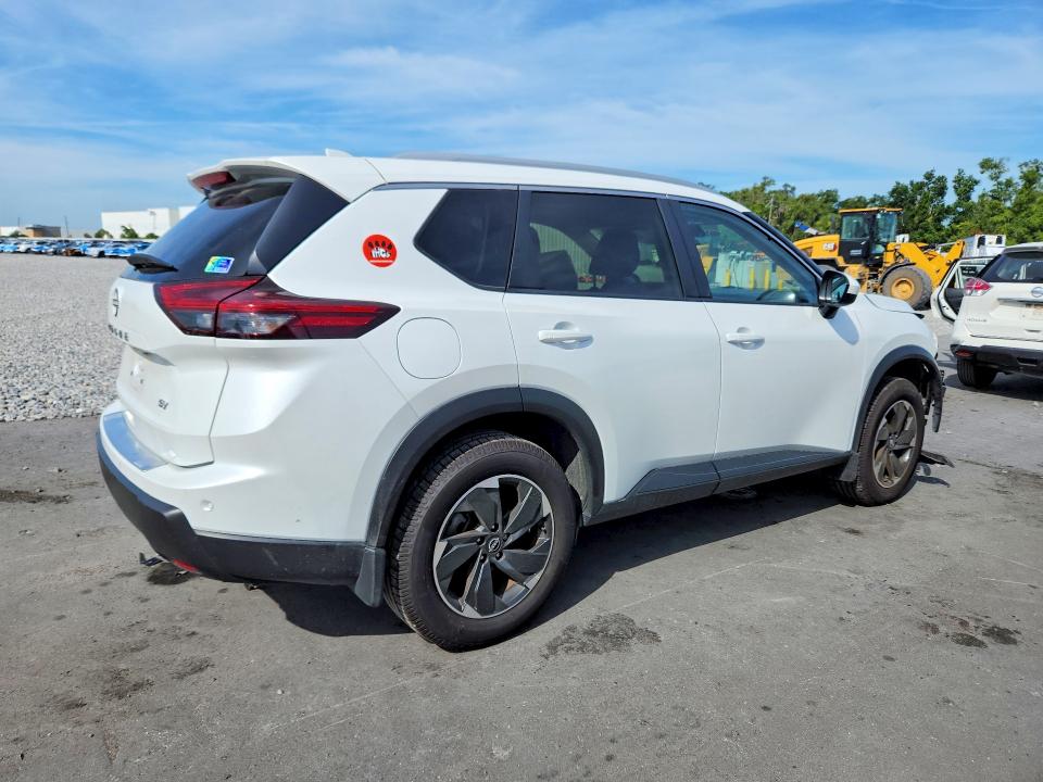 2024 Nissan Rogue VIN JN8BT3BA3RW351376 COPART salvage auction — FRONT END, Fl - Cert Of Title Slvg Rebuildable, sold $7,200 on 2026-07-27 (photo 3)