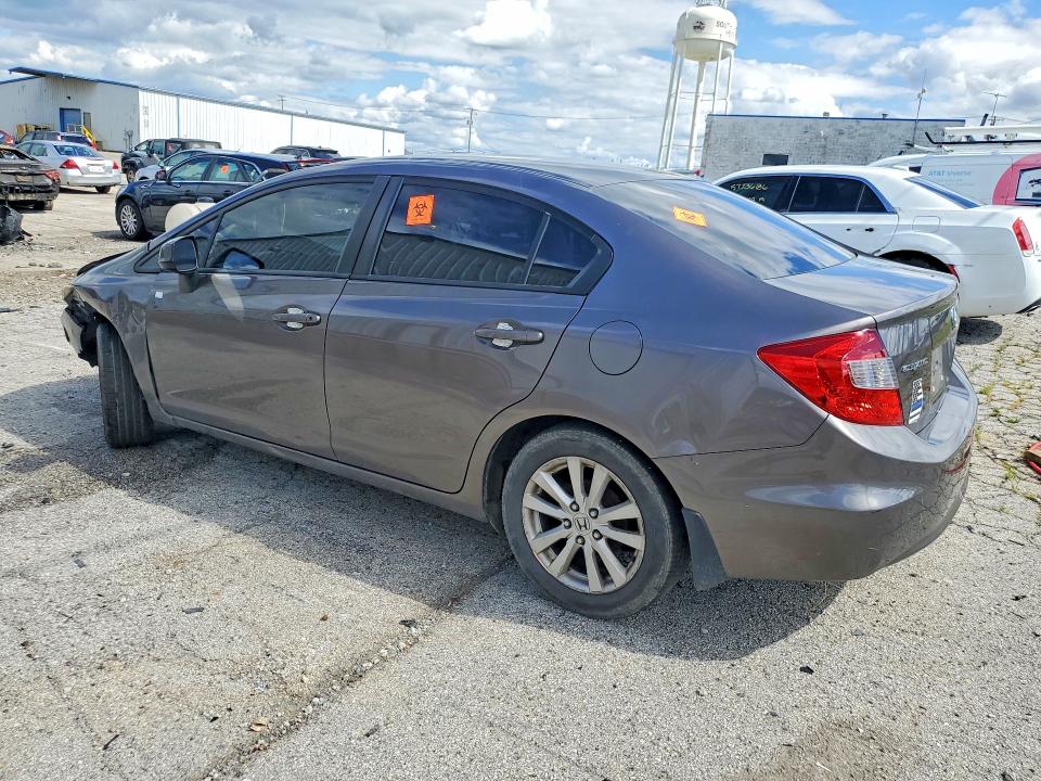 2012 Honda Civic VIN 19XFB2F55CE048589 COPART salvage auction — FRONT END, Il - Salvage Certificate, sold $575 on 2026-07-31 (photo 2)