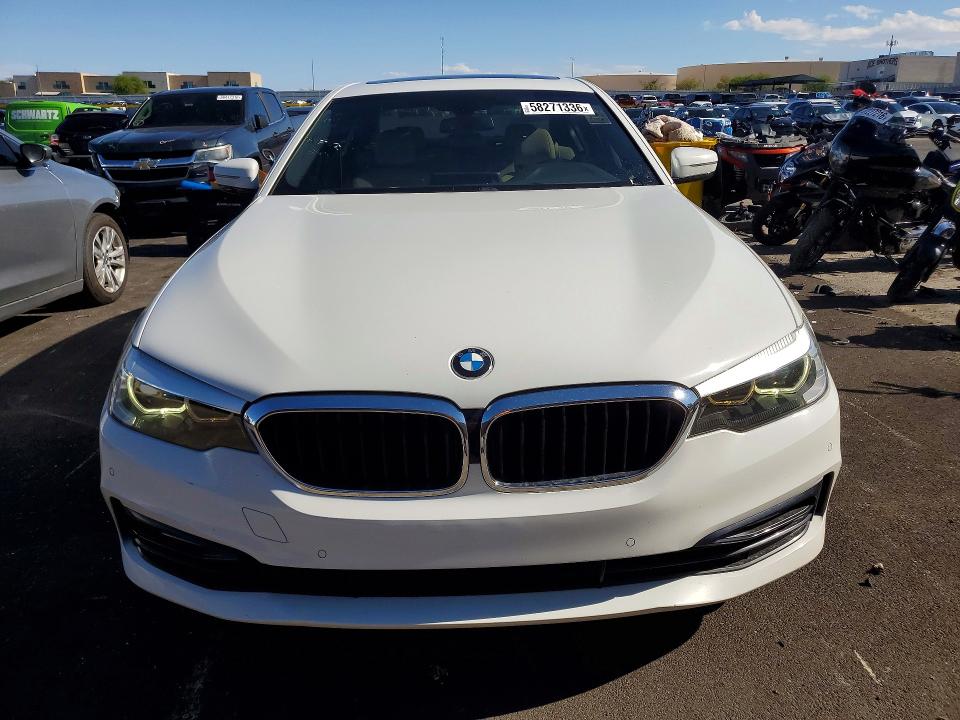 2018 BMW 5er VIN WBAJA5C59JWA36564 COPART salvage auction — MINOR DENT/SCRATCHES, Nv - Certificate Of Title (P), sold $10,100 on 2026-07-27 (photo 5)