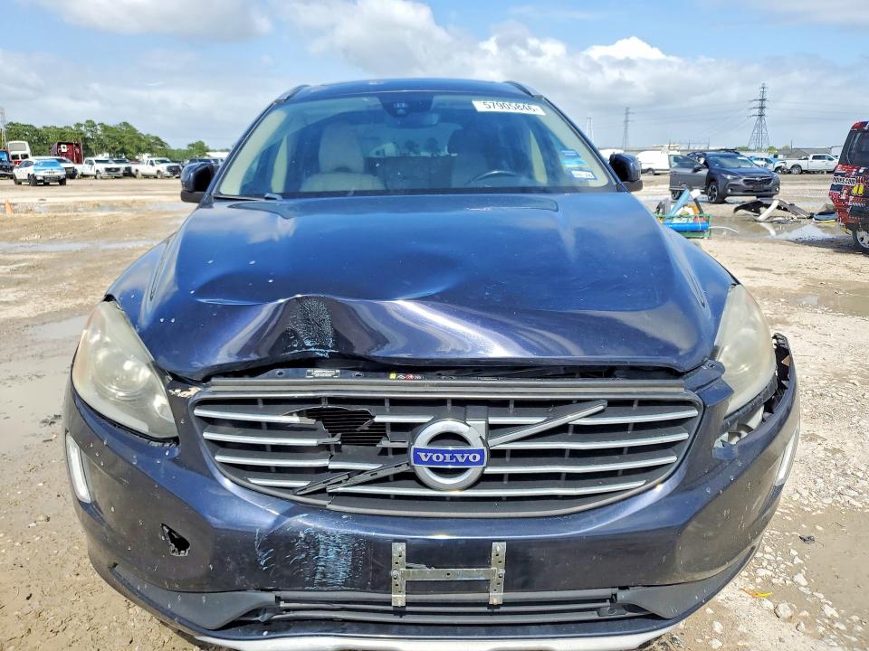 2016 Volvo VIN YV440MDK9G2867042 COPART salvage auction — FRONT END, Tx - Salvage Vehicle Title, sold $1,600 on 2026-08-04 (photo 5)