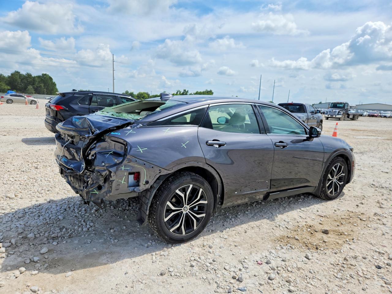 2023 Toyota Crown VIN JTDAAAAF6P3015783 COPART salvage auction — Rear End, TX - SALVAGE VEHICLE TITLE, sold $9,800 on 2026-07-02 (photo 3)