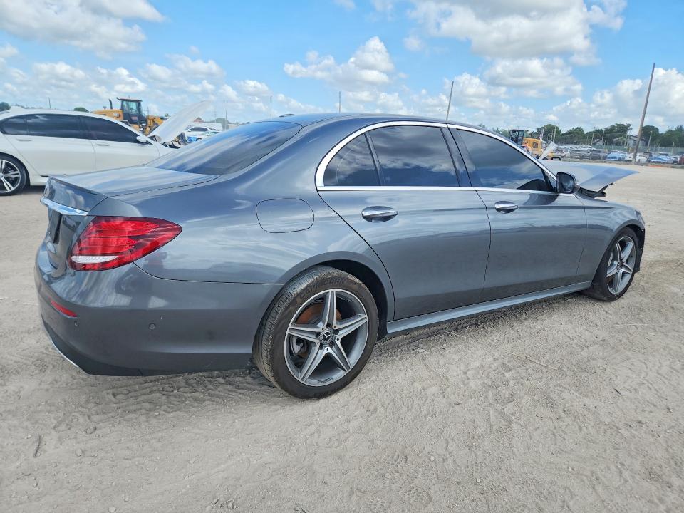 2018 Mercedes-benz E-klasse VIN WDDZF4JB6JA327811 COPART salvage auction — FRONT END, Fl - Certificate Of Title, sold $1,400 on 2026-07-09 (photo 3)