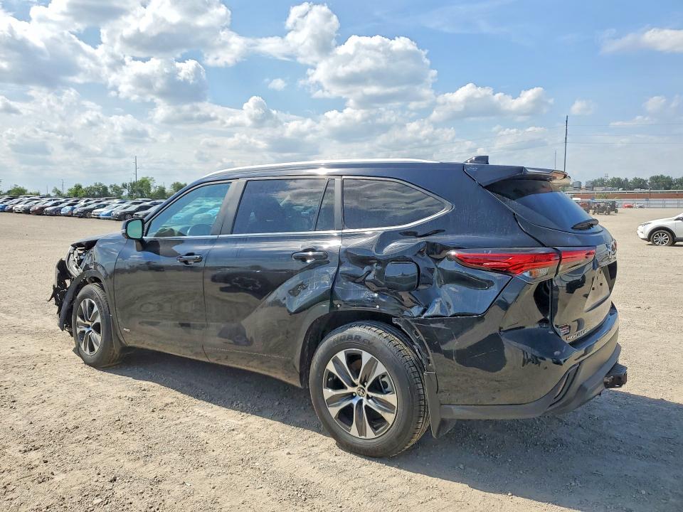 2023 Toyota Highlander VIN 5TDKBRCH0PS585789 COPART salvage auction — FRONT END, Ia - Cert Of Title-Salvage Title, sold $16,000 on 2026-07-15 (photo 2)