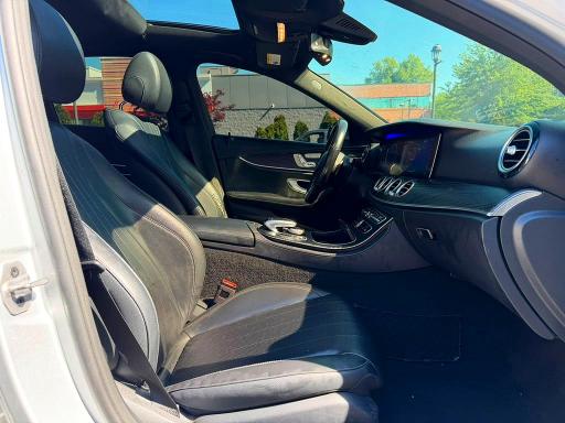 2020 Mercedes-benz E-klasse VIN WDDZF8EB9LA725227 COPART salvage auction — MINOR DENT/SCRATCHES, Ny - Certificate Of Title, sold $15,900 on 2026-07-09 (photo 8)