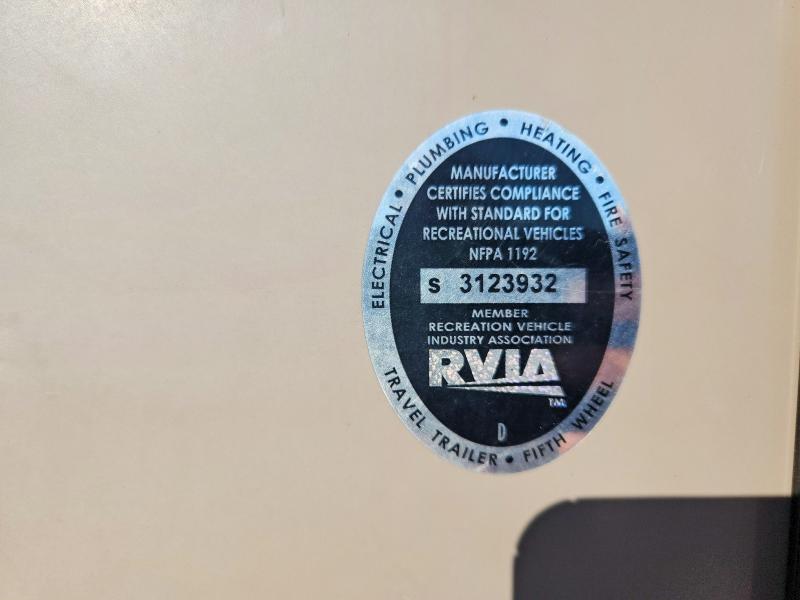 2013 Jayco Eagle VIN 1UJCJ0BV2D1LE0099 COPART salvage auction — ROLLOVER, ND - CERT OF TITLE - SALVAGE VEHICL, sold $50 on 2026-09-24 (photo 8)