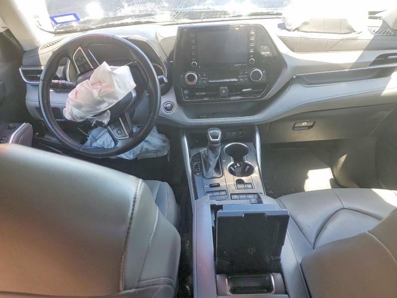 2022 Toyota Highlander VIN 5TDGZRBH5NS228138 COPART salvage auction — FRONT END, Ny - Mv-907A Salvage Certificate, sold $8,200 on 2026-07-07 (photo 8)