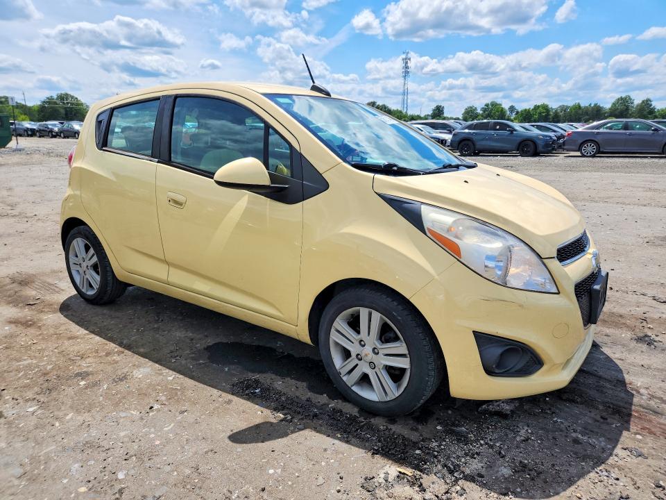 2015 Chevrolet Spark VIN KL8CD6S94FC712057 COPART salvage auction — FRONT END, VA - CERT OF TITLE - SALVAGE, sold $800 on 2026-07-08 (photo 4)