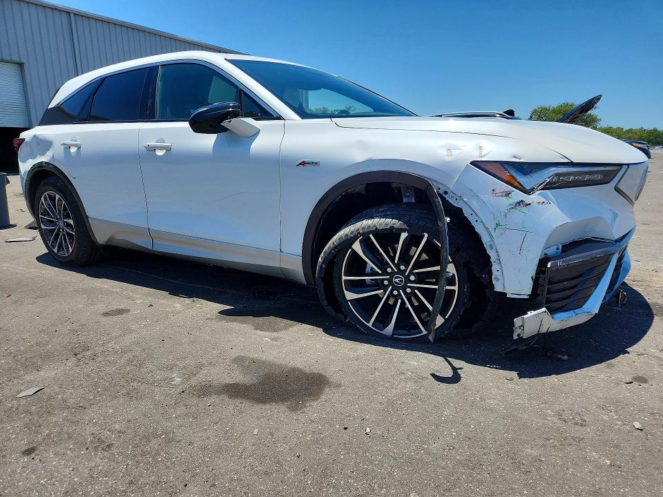 2024 Acura Zdx VIN 4W5KHMRK6RZ516405 COPART salvage auction — FRONT END, Fl - Cert Of Title Slvg Rebuildable, sold $9,100 on 2026-07-15 (photo 4)