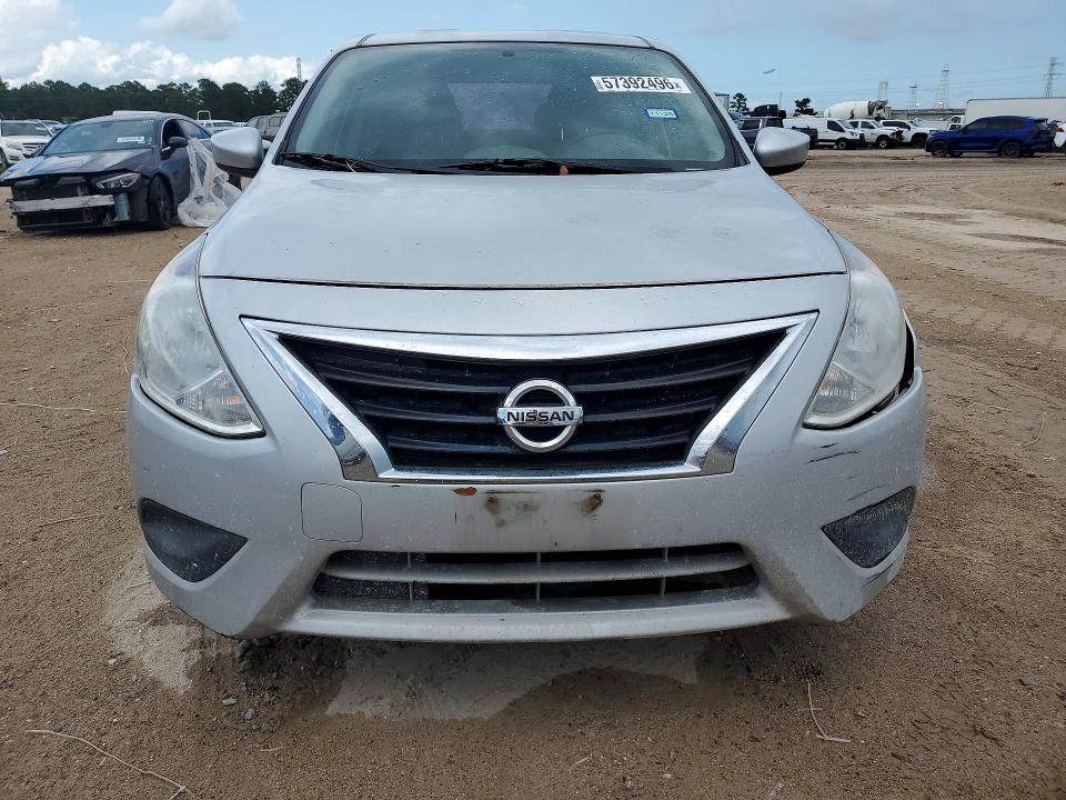 2017 Nissan Versa VIN 3N1CN7AP4HK431998 COPART salvage auction — NORMAL WEAR, TX - CERT OF TITLE-REBUILT SALVAGE, sold $775 on 2026-07-02 (photo 5)