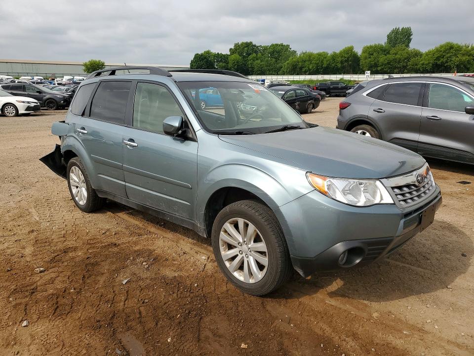 2012 Subaru Forester VIN JF2SHBEC8CH458375 COPART salvage auction — REAR END, Mi - Certificate Of Title, sold $200 on 2026-07-29 (photo 4)