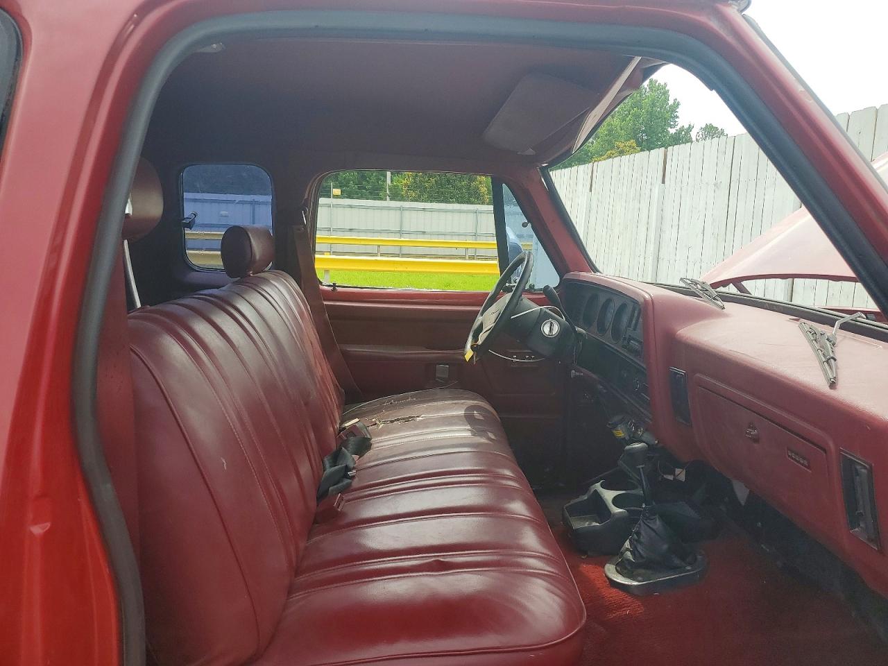 1992 Dodge W-Series VIN 3B7KM23C0NM541732 COPART salvage auction — Rollover, TN - SALVAGE CERTIFICATE, sold $6,600 on 2026-06-25 (photo 7)