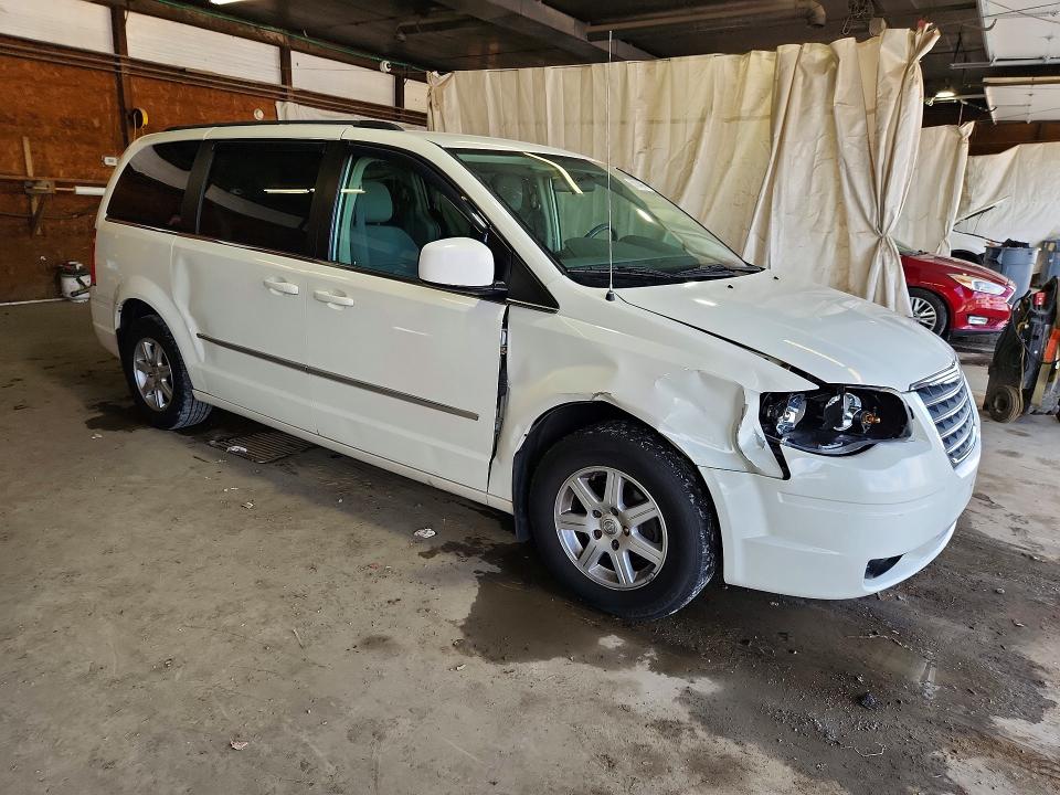 2010 Chrysler Town & country VIN 2A4RR5D1XAR369558 COPART salvage auction — FRONT END, Pa - Certificate Of Salvage, sold $475 on 2026-07-02 (photo 4)