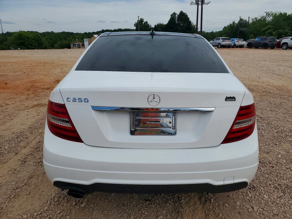 2014 Mercedes-benz C-klasse VIN WDDGF4HB7ER304056 COPART salvage auction — SIDE, Nc - Salvage Certificate Of Title, sold $1,700 on 2026-08-17 (photo 6)