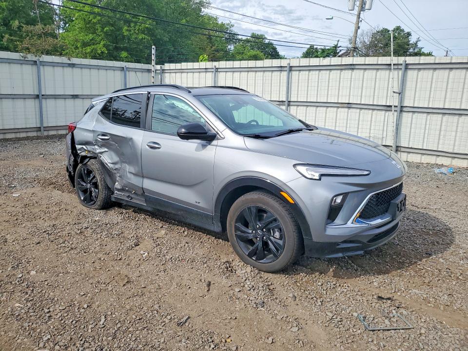 2025 Buick . VIN KL4AMDSL0SB016868 COPART salvage auction — SIDE, Nj - Cert Of Title-Salvage, sold $2,600 on 2026-07-28 (photo 4)