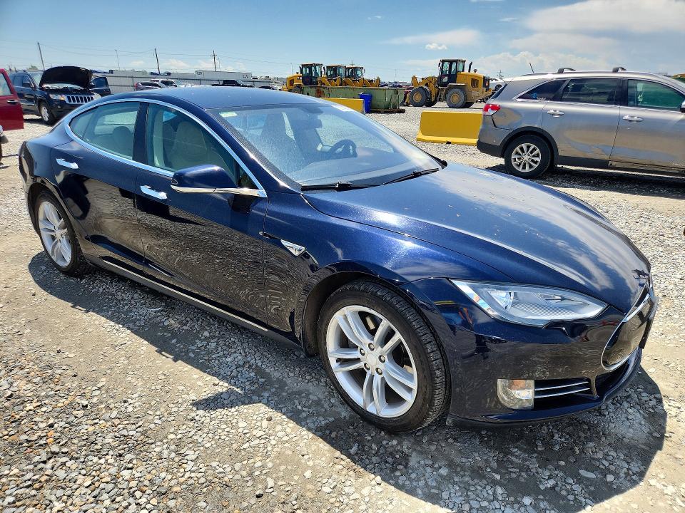 2013 Tesla Model s VIN 5YJSA1CN3DFP14781 COPART salvage auction — REAR END, Co - Dis/Dlr/Exp Only Clean Title, sold $7,700 on 2026-07-16 (photo 4)