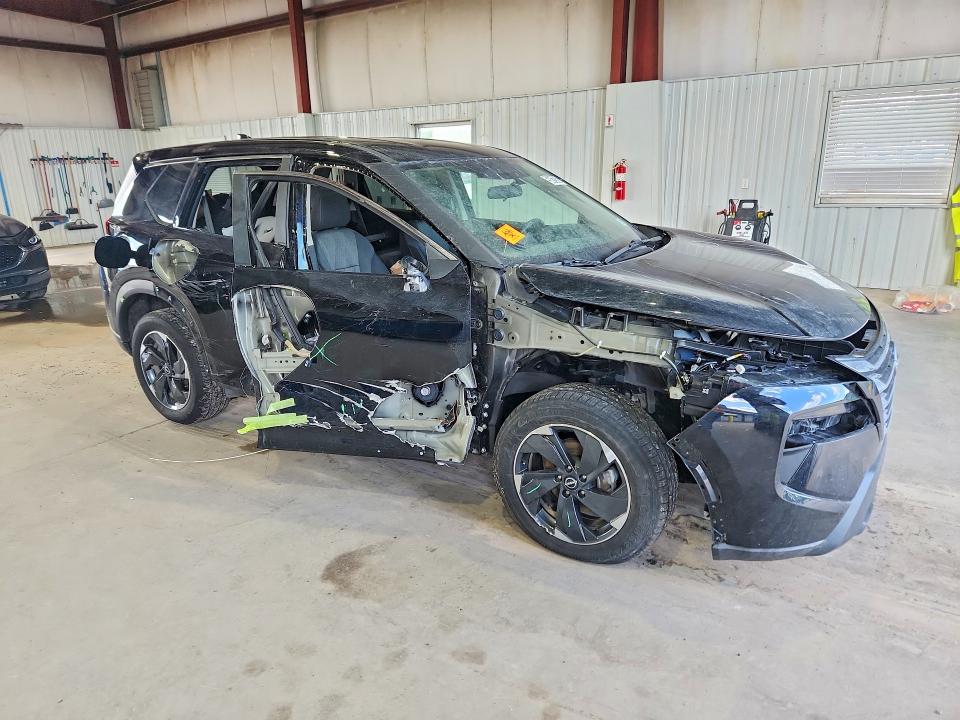 2025 Nissan Rogue VIN 5N1BT3BB2SC827981 COPART salvage auction — FRONT END, Ny - Certificate Of Title, sold $9,800 on 2026-07-09 (photo 4)