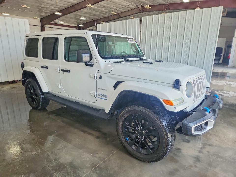 2023 Jeep Wrangler / VIN 1C4JJXP60PW556028 COPART salvage auction — NORMAL WEAR, Il - Certificate Of Title, sold $9,900 on 2026-07-09 (photo 4)