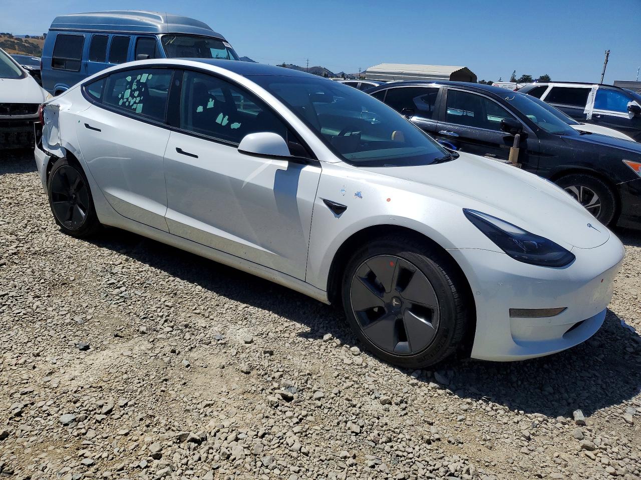 2021 Tesla Model 3 VIN 5YJ3E1EA3MF095733 COPART salvage auction — Rear End, CA - SALVAGE CERTIFICATE, sold $6,100 on 2026-07-02 (photo 4)