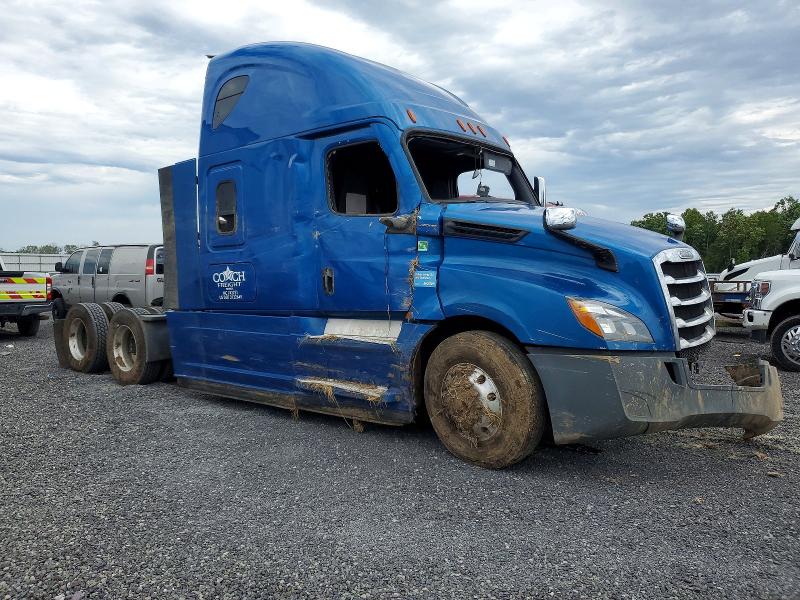 2021 Freightliner Cascadia 126 VIN 3AKJHHDR9MSMF6029 COPART salvage auction — FRONT END, VA - CERT OF TITLE - SALVAGE, sold $7,000 on 2026-07-23 (photo 1)
