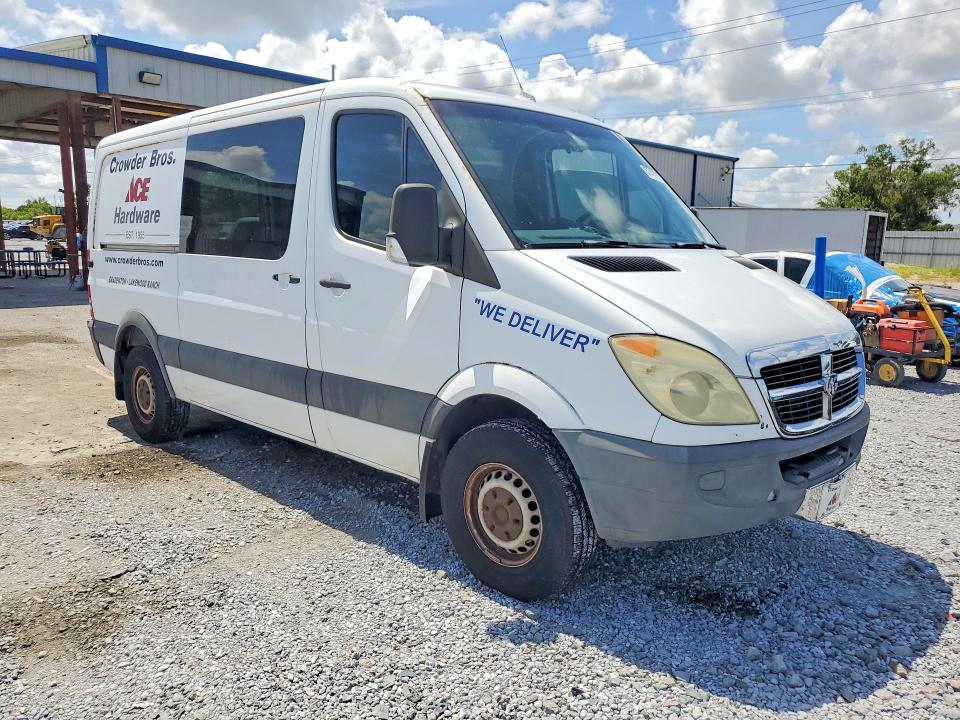 2008 Dodge Sprinter VIN WD0PE745485251169 COPART salvage auction — FRONT END, FL - CERT OF TITLE SLVG REBUILDABLE, sold $2,900 on 2026-07-14 (photo 4)