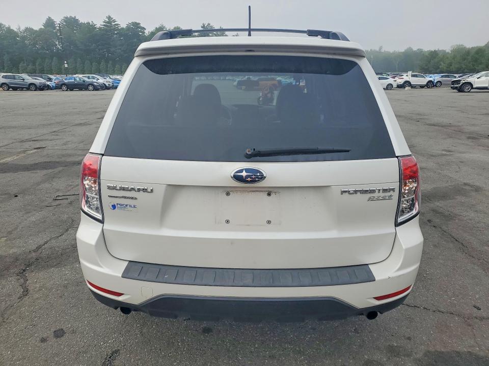 2011 Subaru Forester VIN JF2SHADC4BH764452 COPART salvage auction — SIDE, Ri - Salvage Certificate Of Title, sold $950 on 2026-07-21 (photo 6)