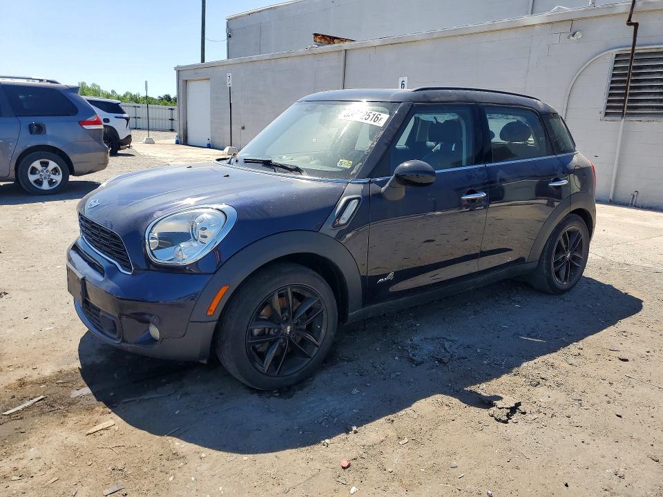 2014 Mini Cooper VIN WMWZC5C56EWP35957 COPART salvage auction — UNDERCARRIAGE, Va - Cert Of Title - Salvage, sold $1,300 on 2026-07-08 (photo 1)