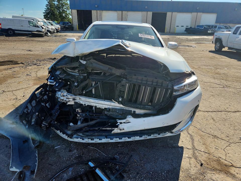 2021 BMW 7er VIN WBA7U2C02MCF93326 COPART salvage auction — FRONT END, MI - SCRAP CERTIFICATE OF TITLE, sold $10,600 on 2026-07-24 (photo 5)