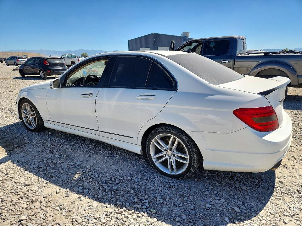 2013 Mercedes-benz VIN WDDGF4HB1DA835945 COPART salvage auction — MINOR DENT/SCRATCHES, Ut - Cert Of Title-Rebuilt/Restored, sold $975 on 2026-07-13 (photo 2)
