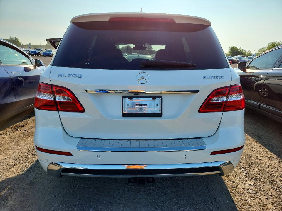 2013 Mercedes-benz Ml-class VIN 4JGDA2EB1DA142065 COPART salvage auction — FRONT END, ON - PERMIT NO BRAND - UNFIT, sold $3,850 on 2026-07-23 (photo 6)