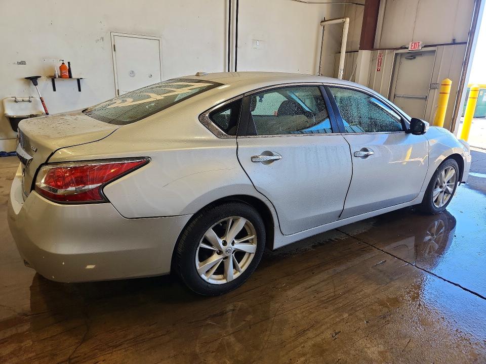 2014 Nissan Altima VIN 1N4AL3AP7EC199732 COPART salvage auction — FRONT END, IN - CERTIFICATE OF TITLE, sold $425 on 2026-07-27 (photo 3)