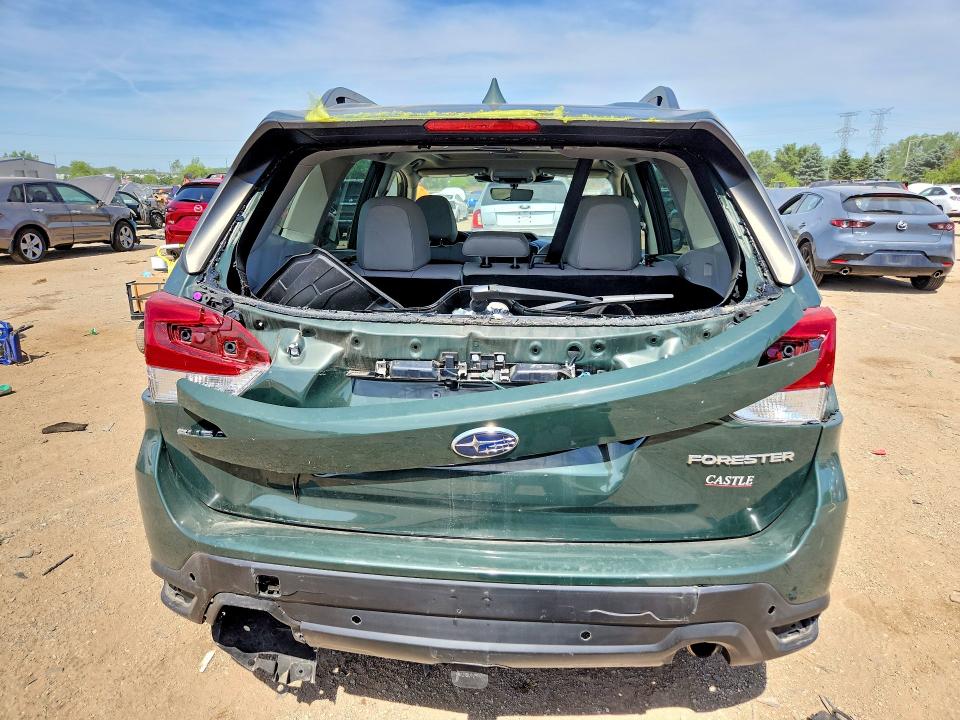 2023 Subaru Forester VIN JF2SKAPC8PH418246 COPART salvage auction — REAR END, Il - Salvage Certificate, sold $6,800 on 2026-07-28 (photo 6)