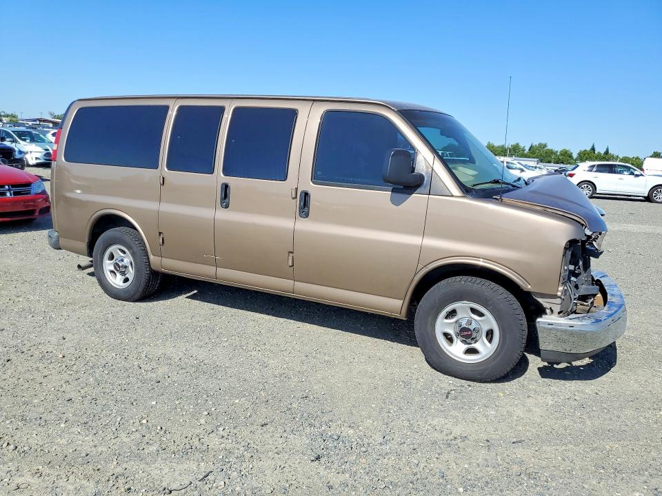 2004 Gmc Savana VIN 1GKFG15T041140679 COPART salvage auction — FRONT END, CA - SALVAGE CERTIFICATE, sold $825 on 2026-07-02 (photo 4)