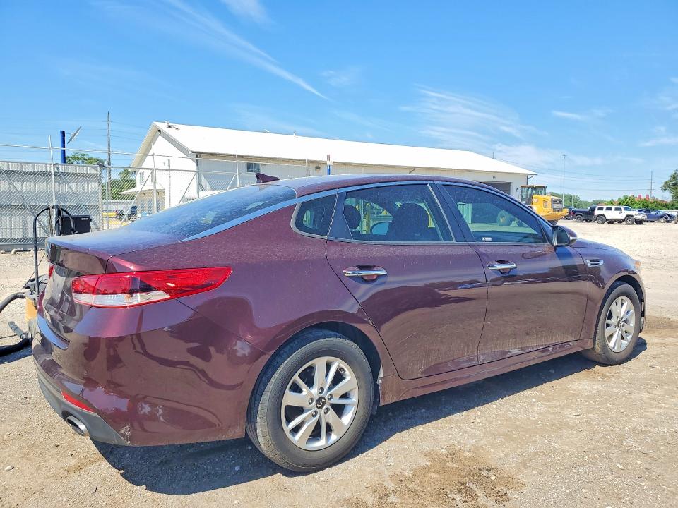 2018 Kia Optima VIN 5XXGT4L38JG214477 COPART salvage auction — HAIL, Ia - Cert Of Title-Salvage Title, sold $4,000 on 2026-07-24 (photo 3)