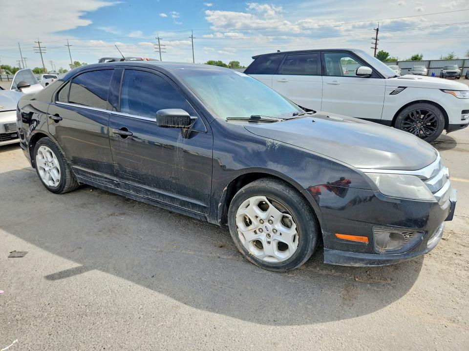 2011 Ford Fusion VIN 3FAHP0HA2BR150132 COPART salvage auction — SIDE, Id - Salvage Certificate Of Title, sold $450 on 2026-07-02 (photo 4)