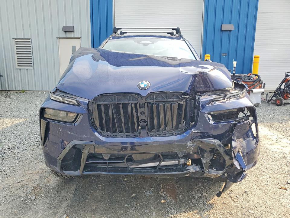 2023 BMW X7 VIN 5UX23EM06P9R24504 COPART salvage auction — FRONT END, Ns - Salvage Title, sold $47,500 on 2026-07-16 (photo 5)