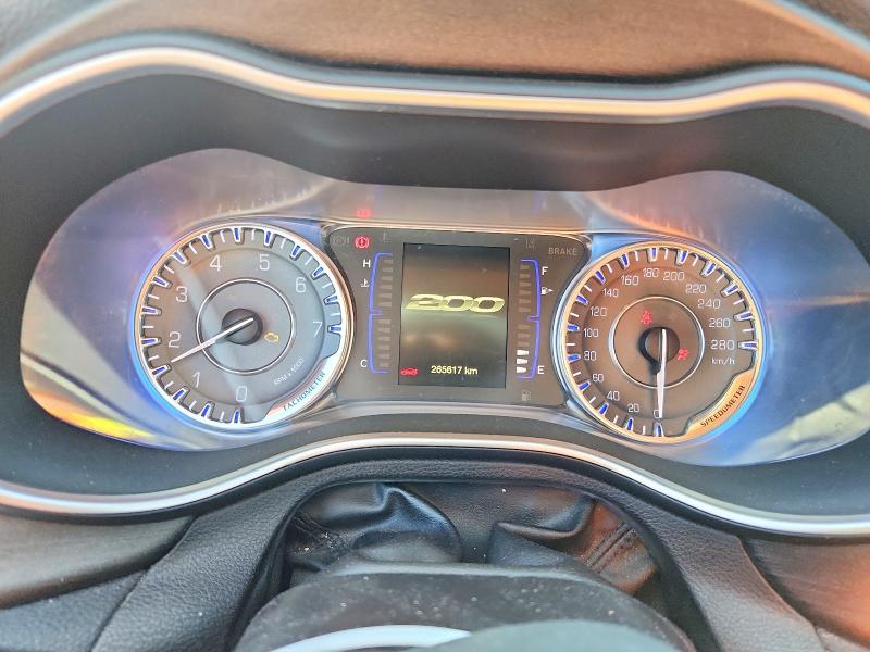2016 Chrysler 200 VIN 1C3CCCFB9GN197749 COPART salvage auction — REAR END, Qc - Gravement Accidente, sold $350 on 2026-07-28 (photo 9)