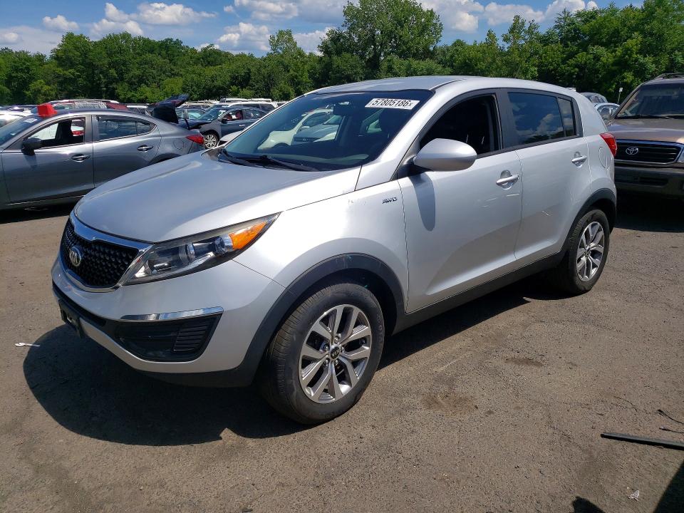2016 Kia Sportage VIN KNDPBCAC0G7873364 COPART salvage auction — MINOR DENT/SCRATCHES, Ma - Certificate Of Title, sold $1,500 on 2026-07-31 (photo 1)