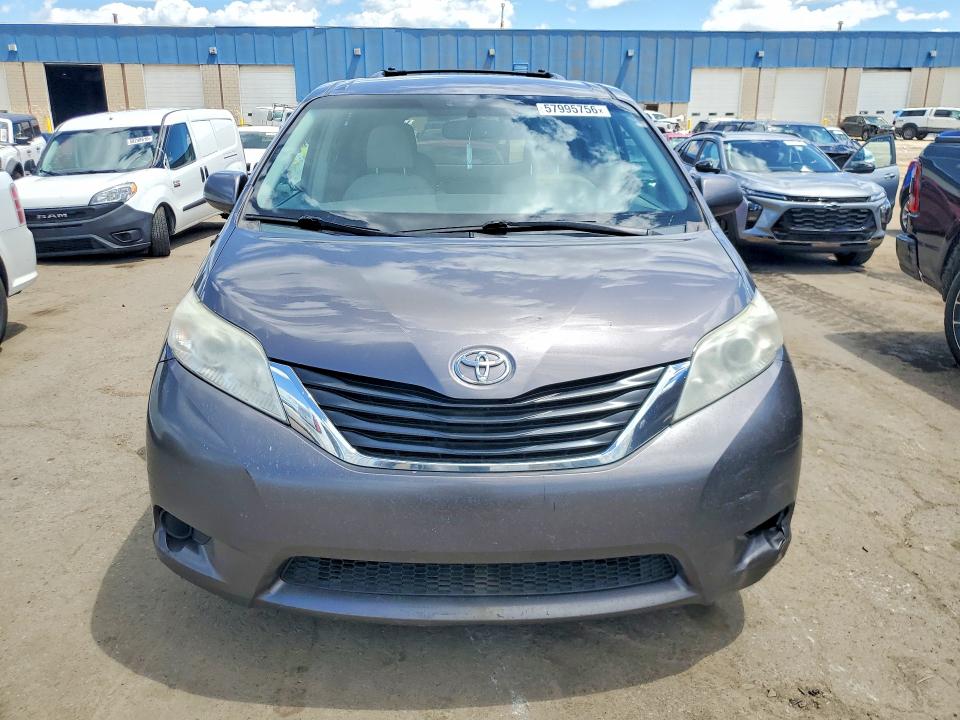 2011 Toyota Sienna VIN 5TDKK3DC3BS055664 COPART salvage auction — REAR END, Mi - Dealer Only Clean Title, sold $1,300 on 2026-07-02 (photo 5)