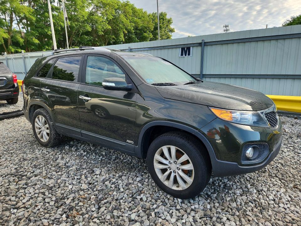 2011 Kia Sorento VIN 5XYKUCA17BG141733 COPART salvage auction — MECHANICAL, MA - CERTIFICATE OF TITLE, sold $1,400 on 2026-07-06 (photo 4)