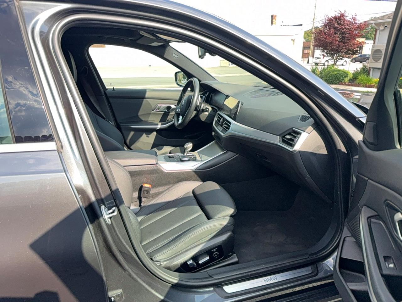 2020 BMW 3 Series VIN 3MW5R7J02L8B39234 COPART salvage auction — Minor Dent/Scratches, CT - CERTIFICATE OF TITLE (P), sold $4,650 on 2026-07-01 (photo 5)