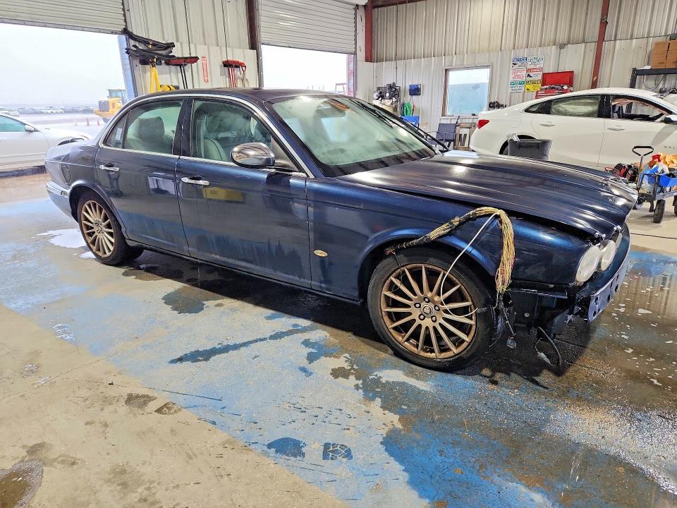 2007 Jaguar Xj series VIN SAJWA71BX7SH14432 COPART salvage auction — FRONT END, La - Cert Of Title-Salvage, sold $700 on 2026-07-29 (photo 4)
