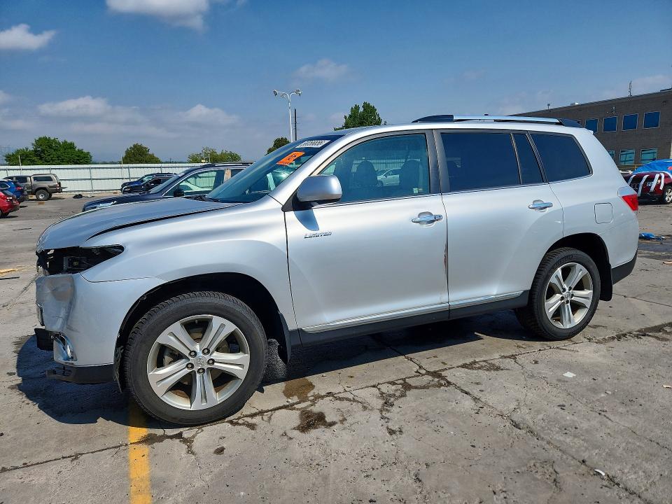 2013 Toyota VIN 5TDDK3EH7DS202168 COPART salvage auction — FRONT END, CO - PUBLIC - SALVAGE TITLE, sold $325 on 2026-07-29 (photo 1)