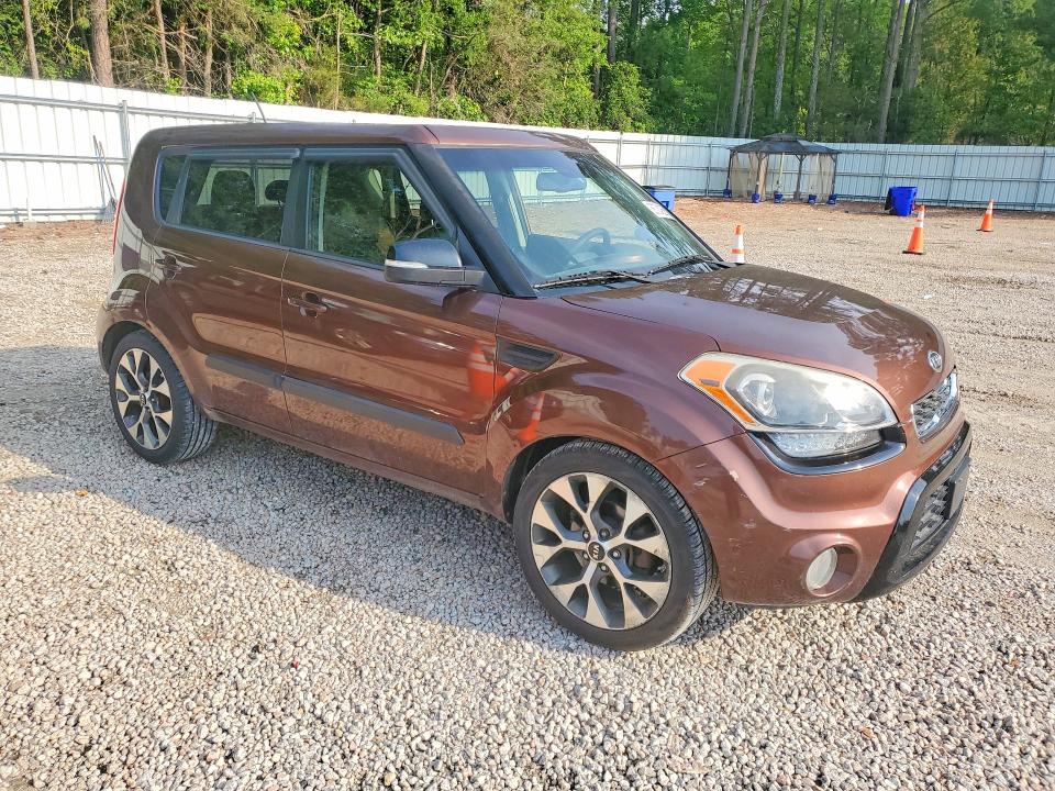 2012 Kia Soul VIN KNDJT2A6XC7434139 COPART salvage auction — MINOR DENT/SCRATCHES, Nc - Dealer Only Clean Title, sold $925 on 2026-07-10 (photo 4)