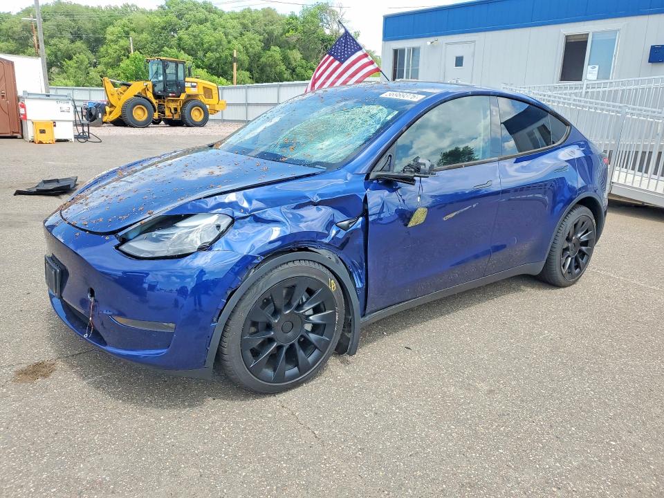 2024 Tesla Model y VIN 7SAYGDEE8RA227459 — COPART salvage auction photo